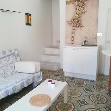 Апартаменти Vista Castello - *